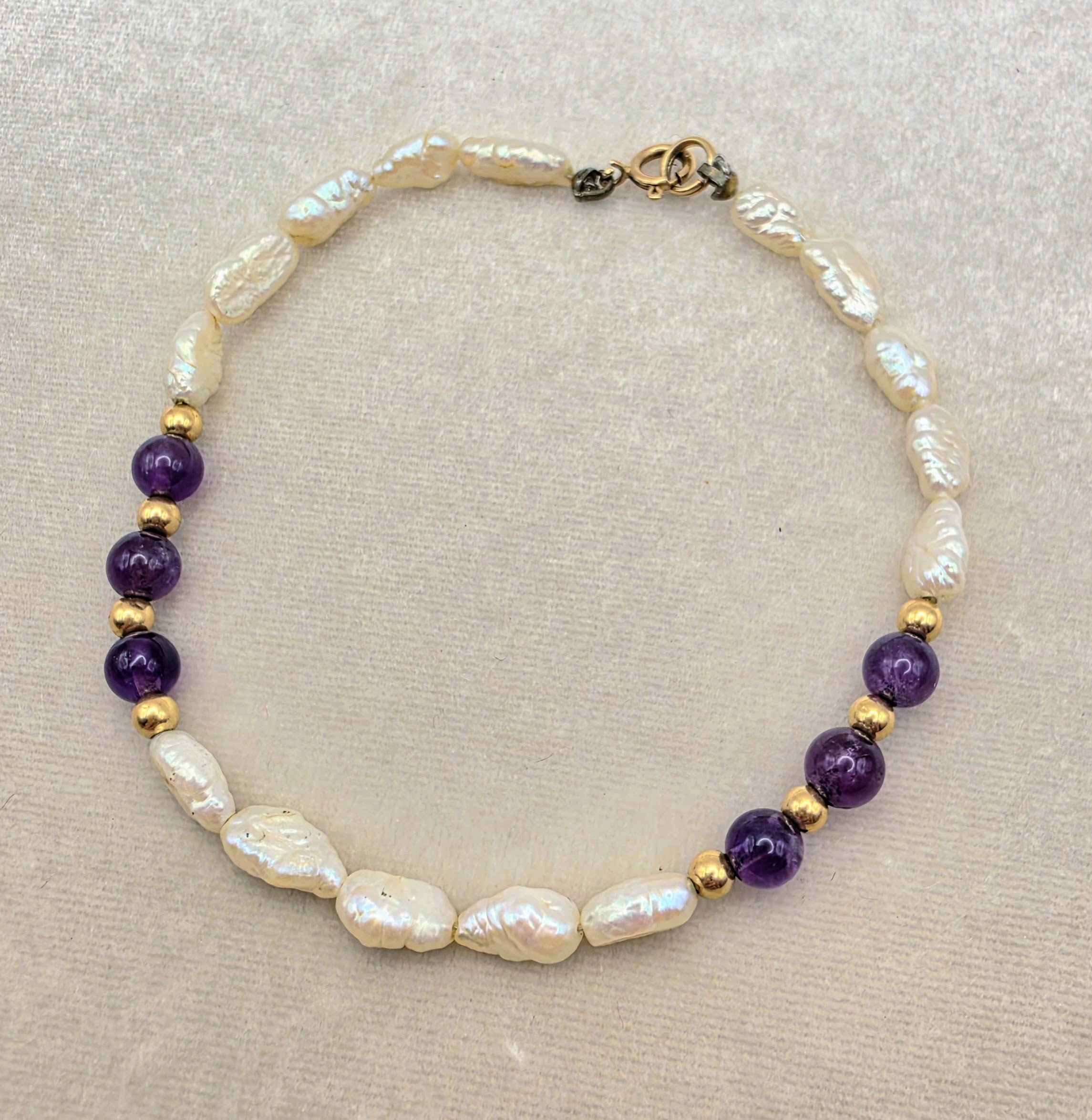 Vintage Baroque Freshwater Pearl, Amethyst, & 14K Gold Bracelet 7"