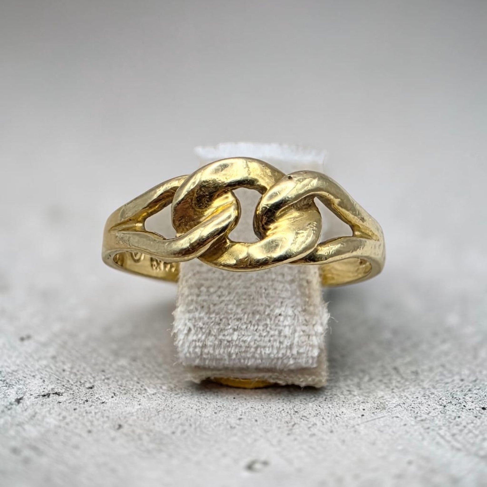 Vintage Italian 14K Gold Love Knot Ring,  Chain Link Style Size 5