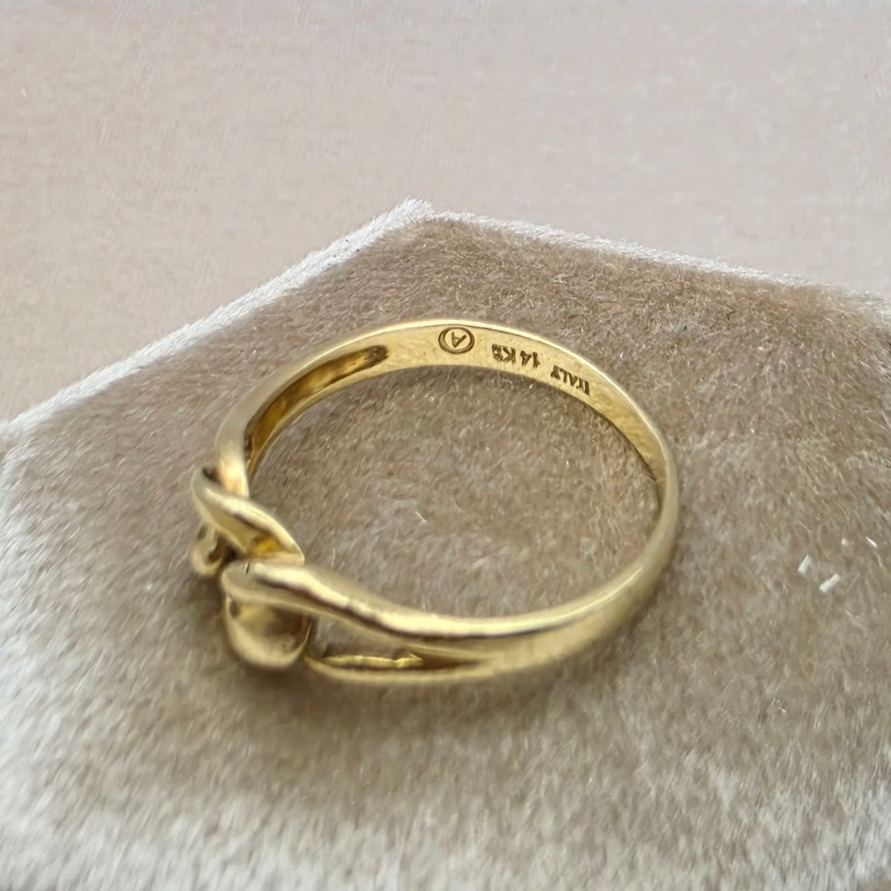 Vintage Italian 14K Gold Love Knot Ring,  Chain Link Style Size 5