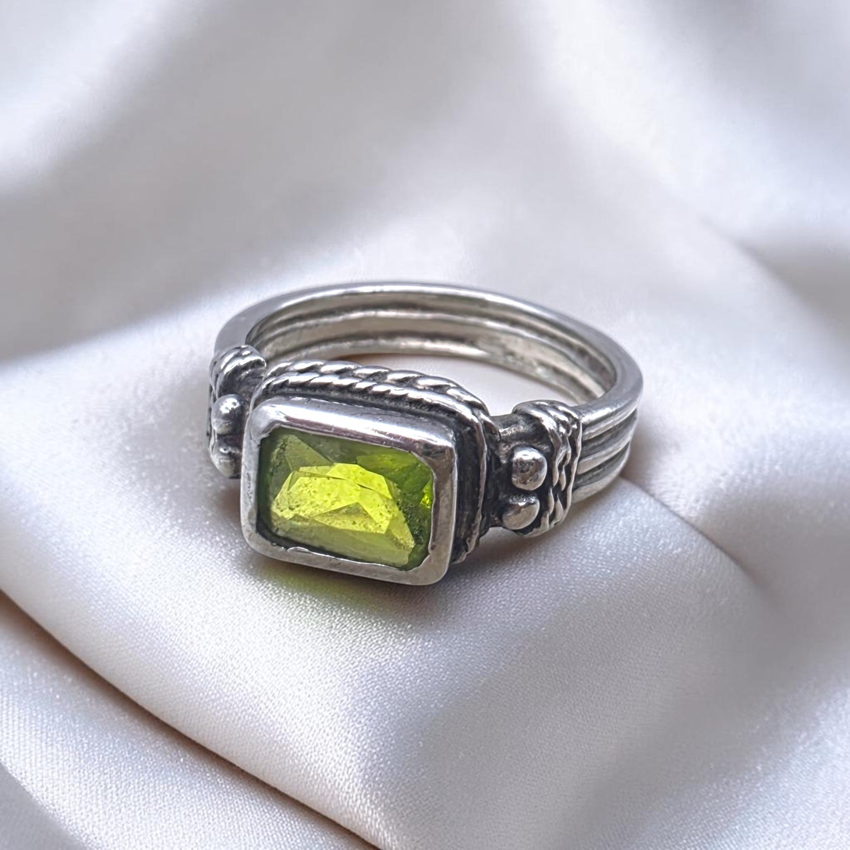 Vintage Sterling Silver Peridot Ring Emerald Cut Green Stone Ring Size 5