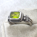 Vintage Sterling Silver Peridot Ring Emerald Cut Green Stone Ring Size 5