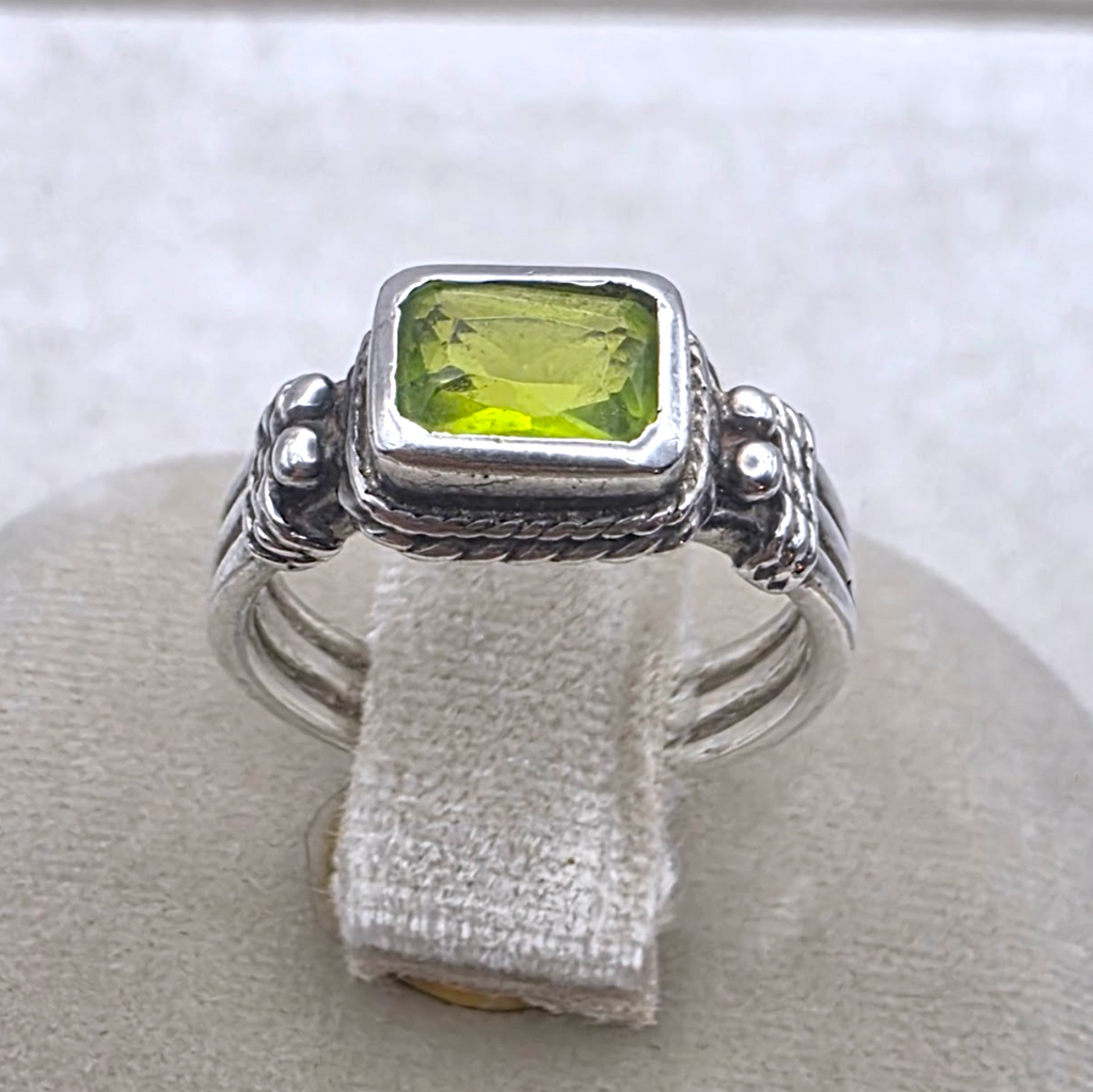 Vintage Sterling Silver Peridot Ring Emerald Cut Green Stone Ring Size 5