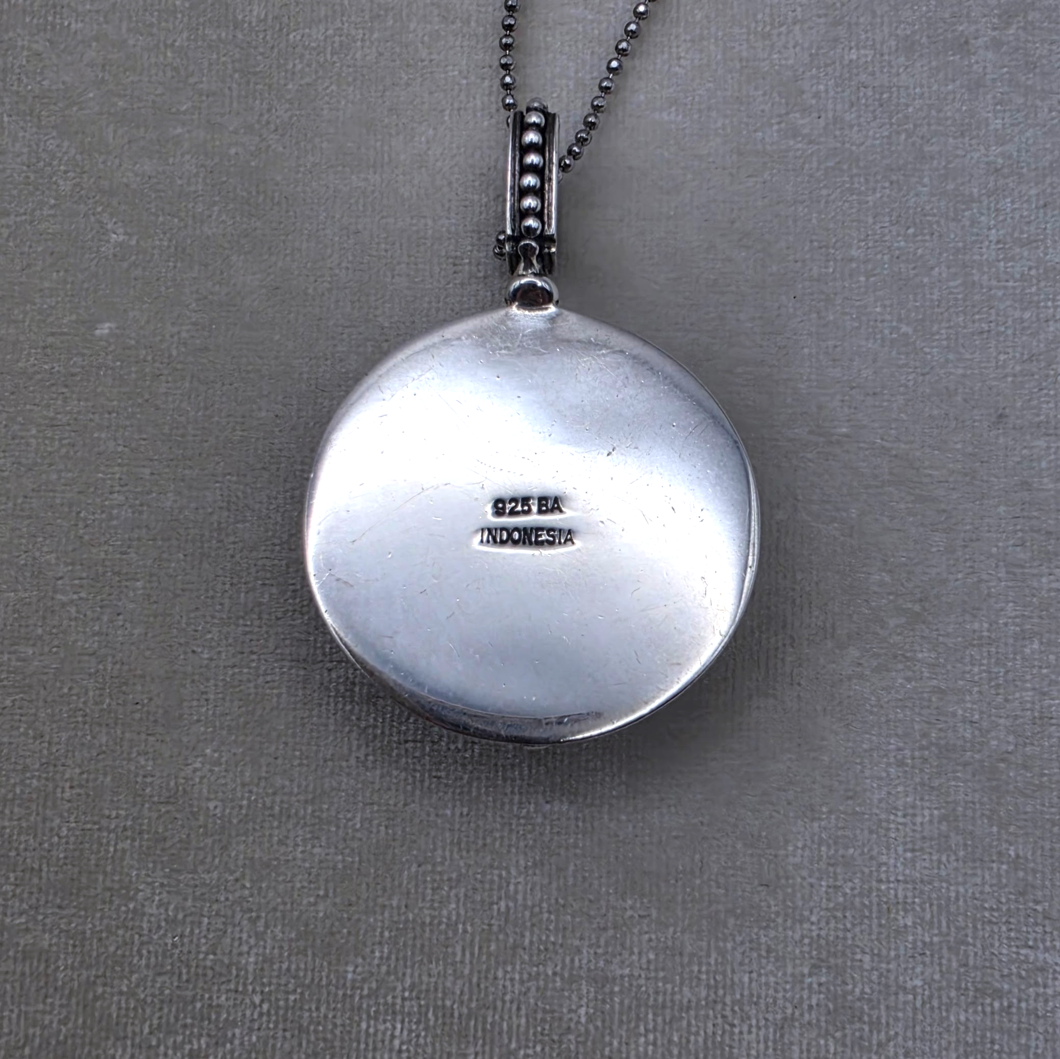 Vintage Bali Sterling Silver Carnelian Cabochon Pendant Necklace 925 Indonesia