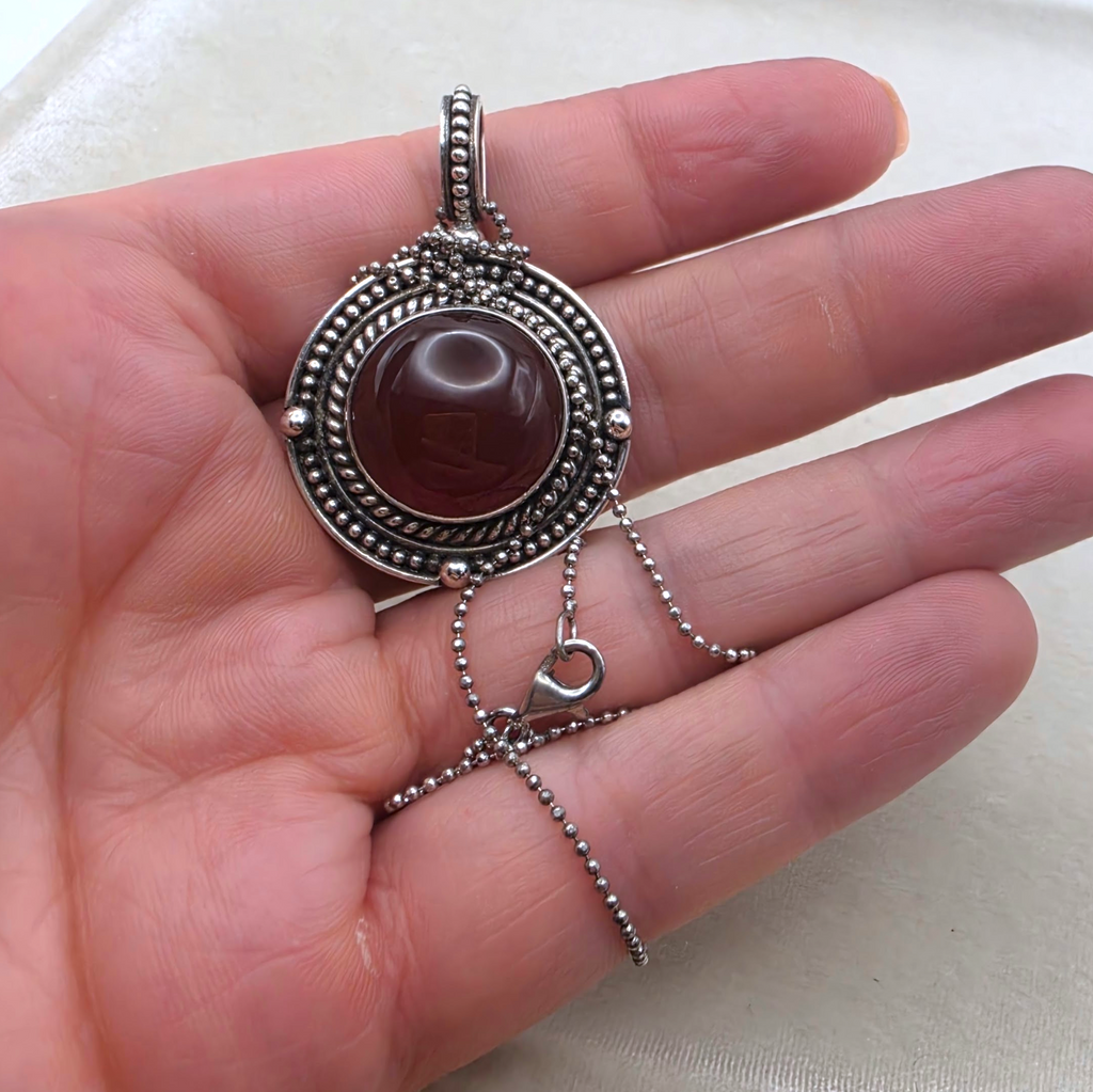 Vintage Bali Sterling Silver Carnelian Cabochon Pendant Necklace 925 Indonesia