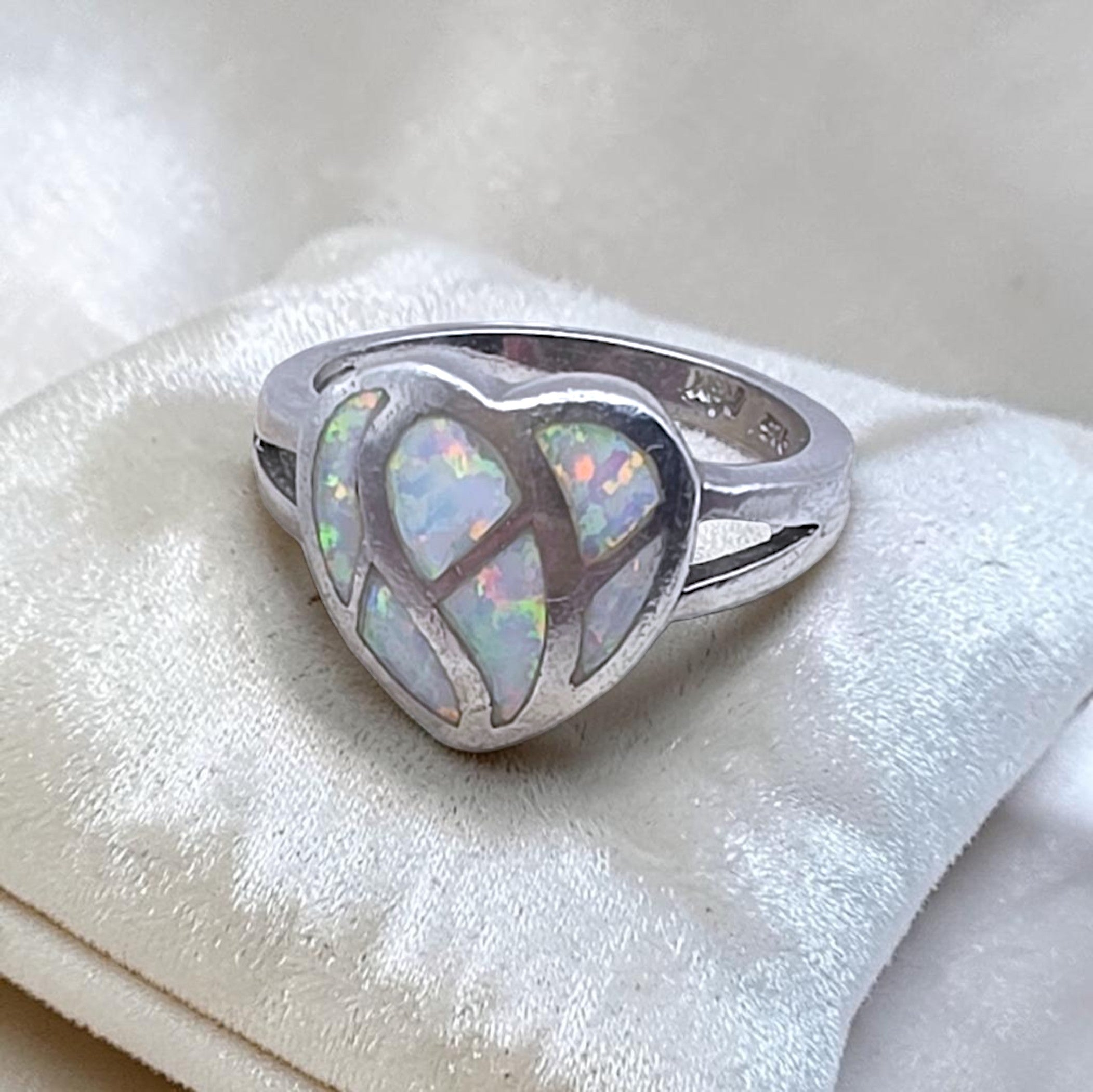 Vintage Sterling Silver White Simulated Opal Inlay Heart Ring Size 7 925