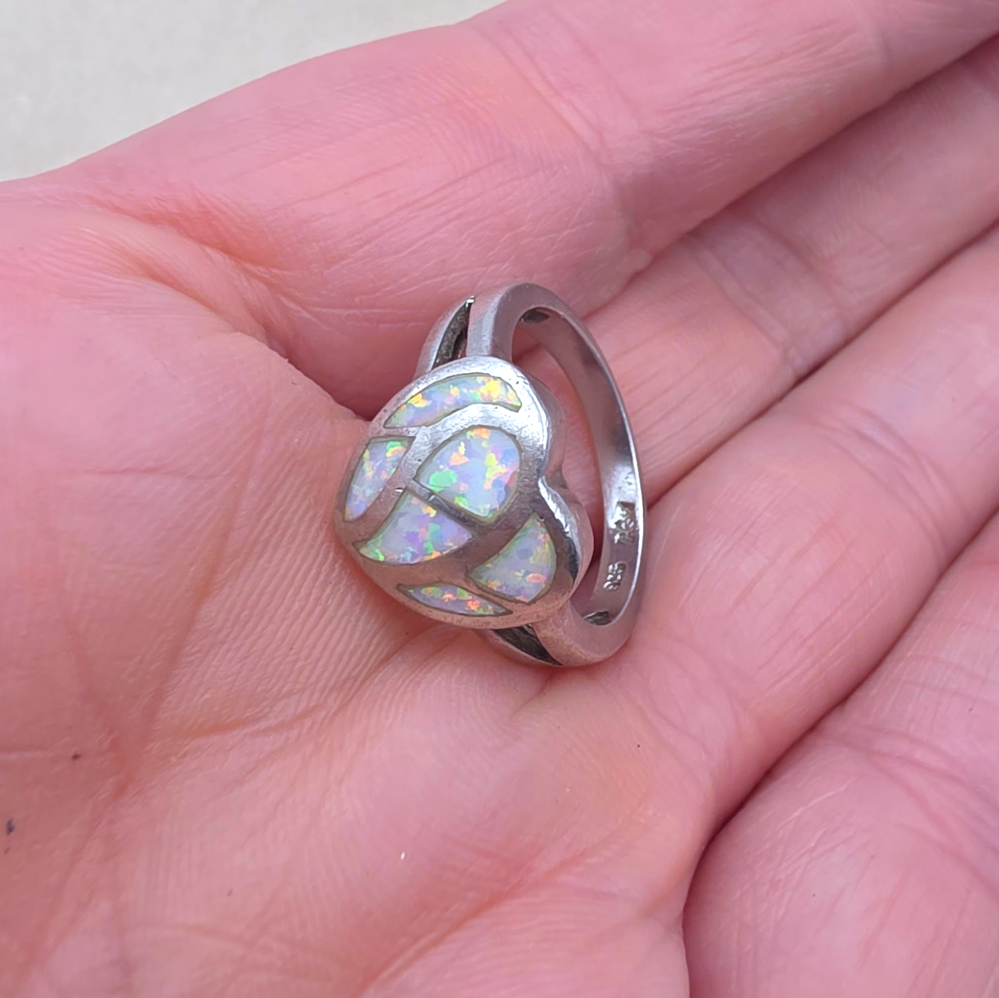 Vintage Sterling Silver White Simulated Opal Inlay Heart Ring Size 7 925