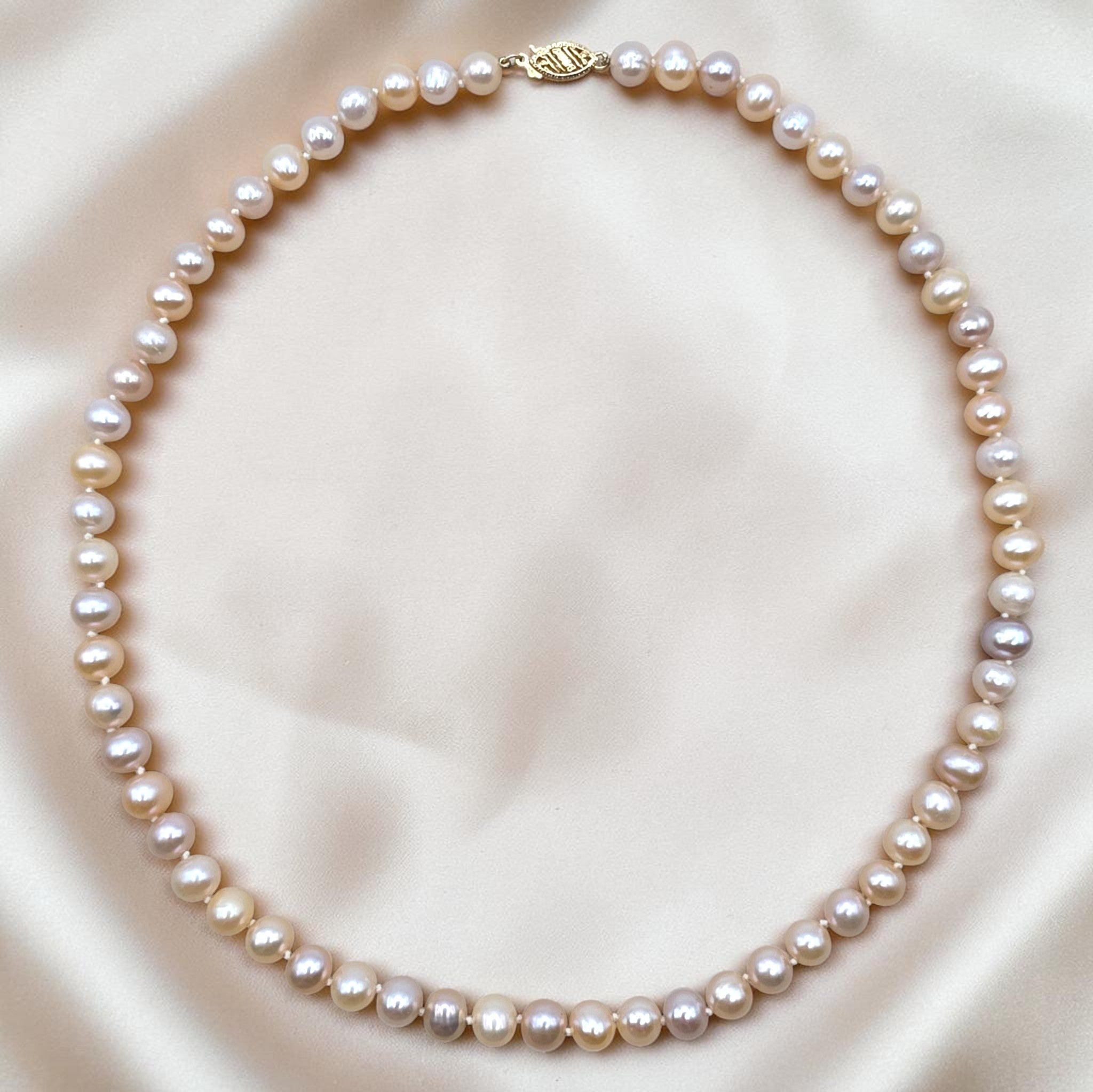 Vintage 14K Gold Freshwater Pearl Necklace 18" Knotted Multitone Pink Pearls