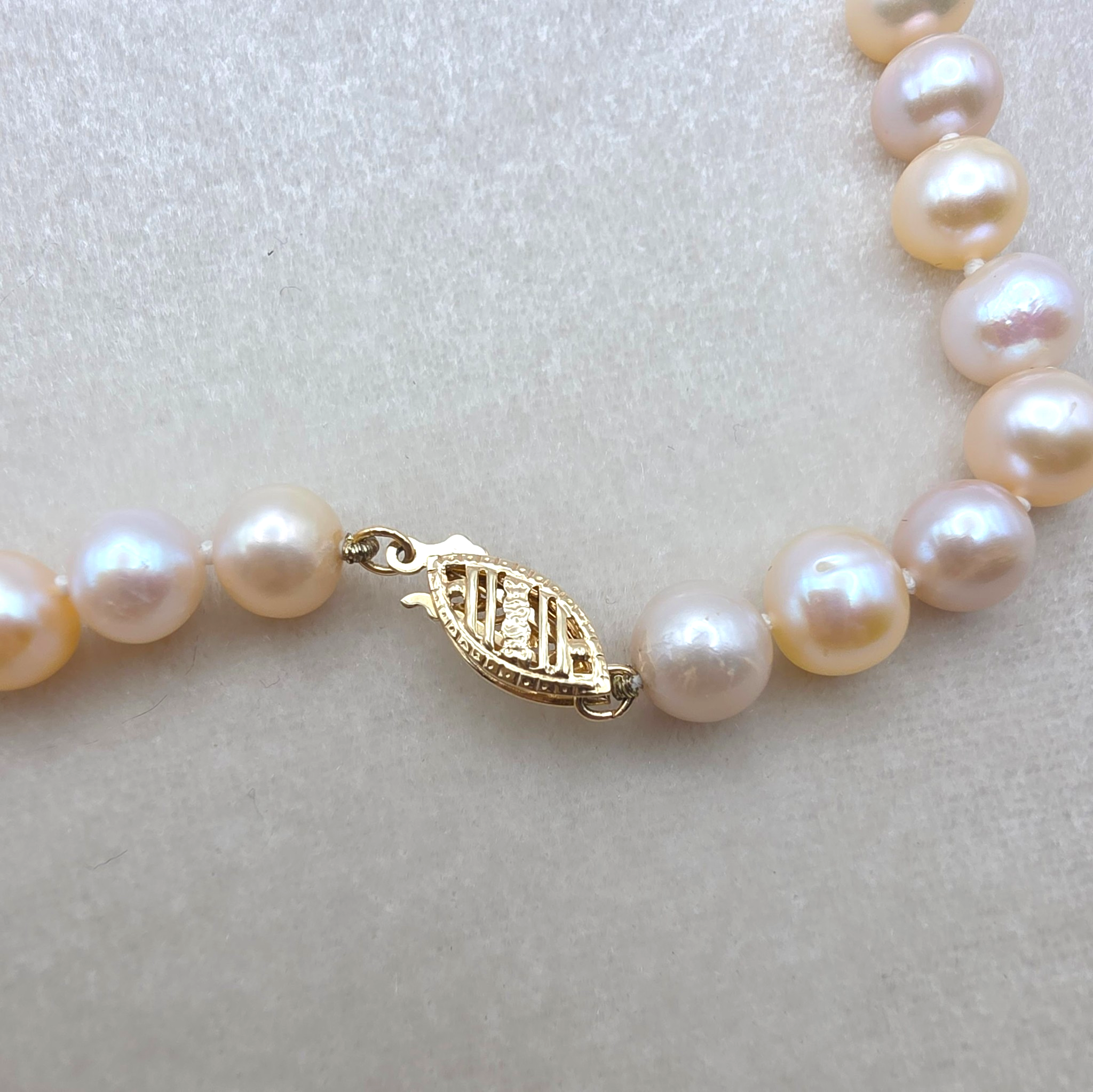 Vintage 14K Gold Freshwater Pearl Necklace 18" Knotted Multitone Pink Pearls