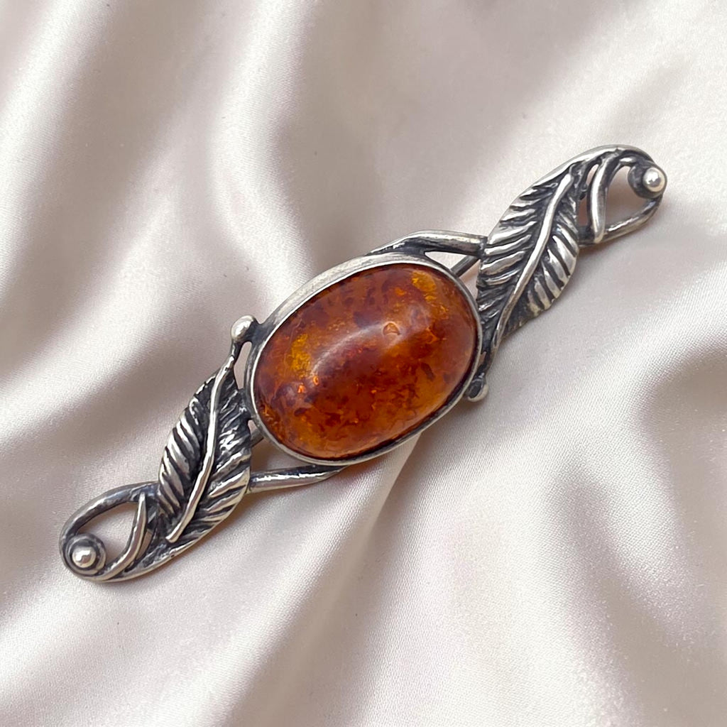 Vintage Baltic Amber Cabochon Sterling Silver Art Nouveau Leaf Brooch