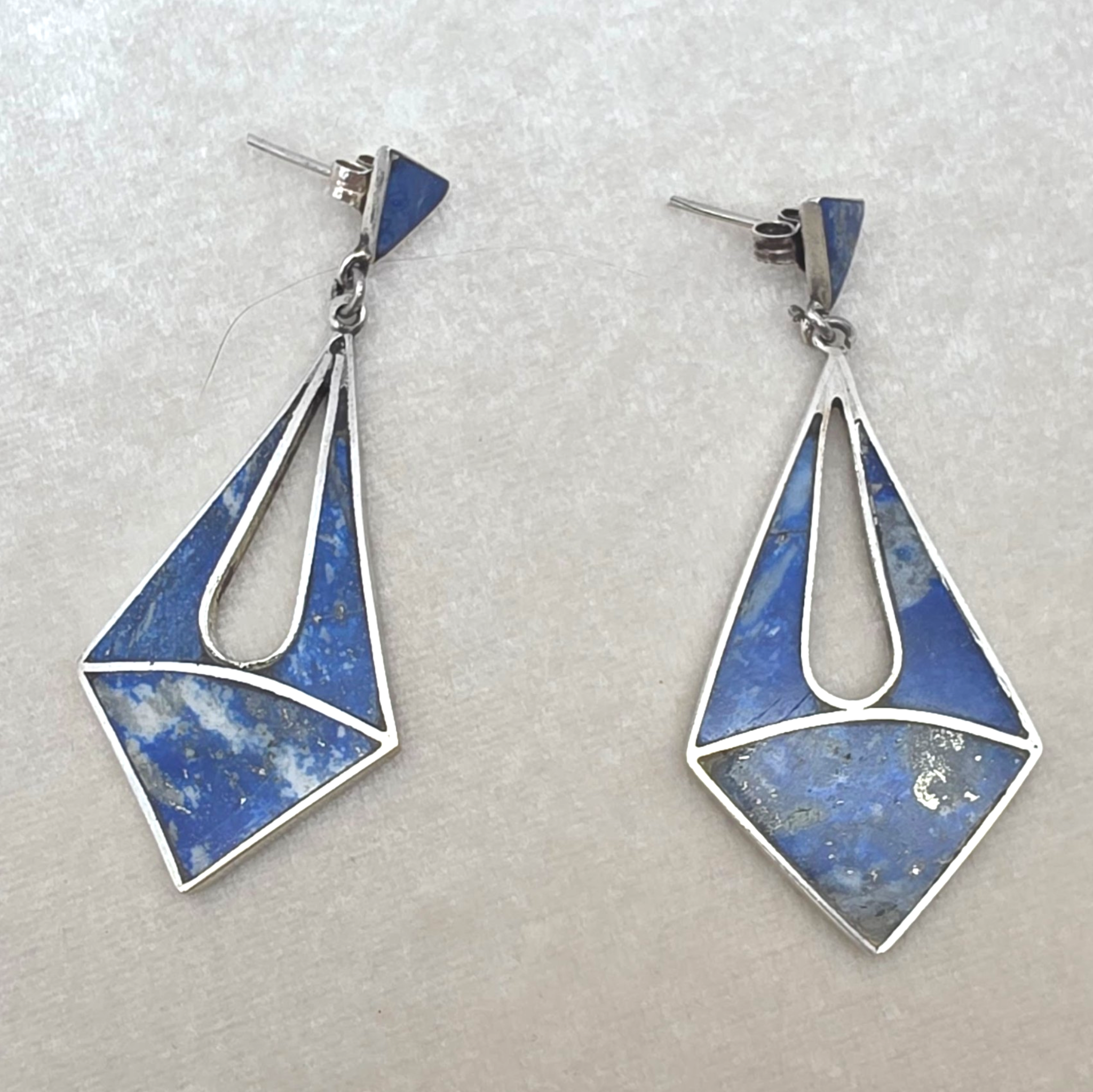 Vintage Artisan Sterling Silver Lapis Lazuli Inlay Modernist Dangle Earrings