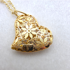 Vintage Italian 14K Gold Delicate Floral Openwork Puffy Heart Pendant Necklace