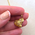 Vintage Italian 14K Gold Delicate Floral Openwork Puffy Heart Pendant Necklace