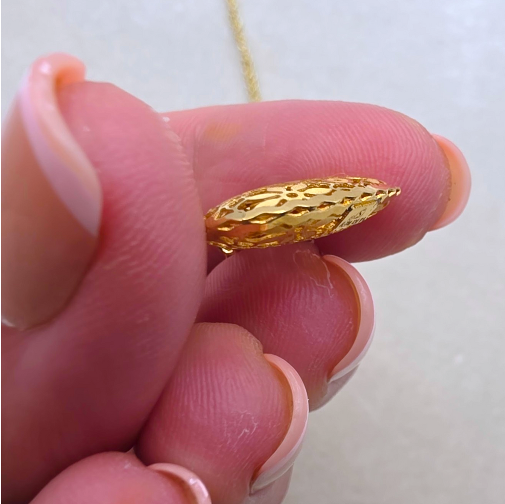 Vintage Italian 14K Gold Delicate Floral Openwork Puffy Heart Pendant Necklace