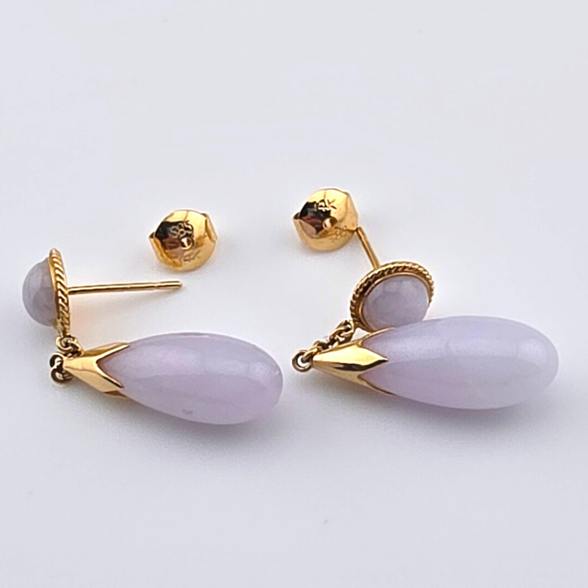 Vintage 14K Gold Icy Lavender Jadeite Jade Dangle Drop Earrings