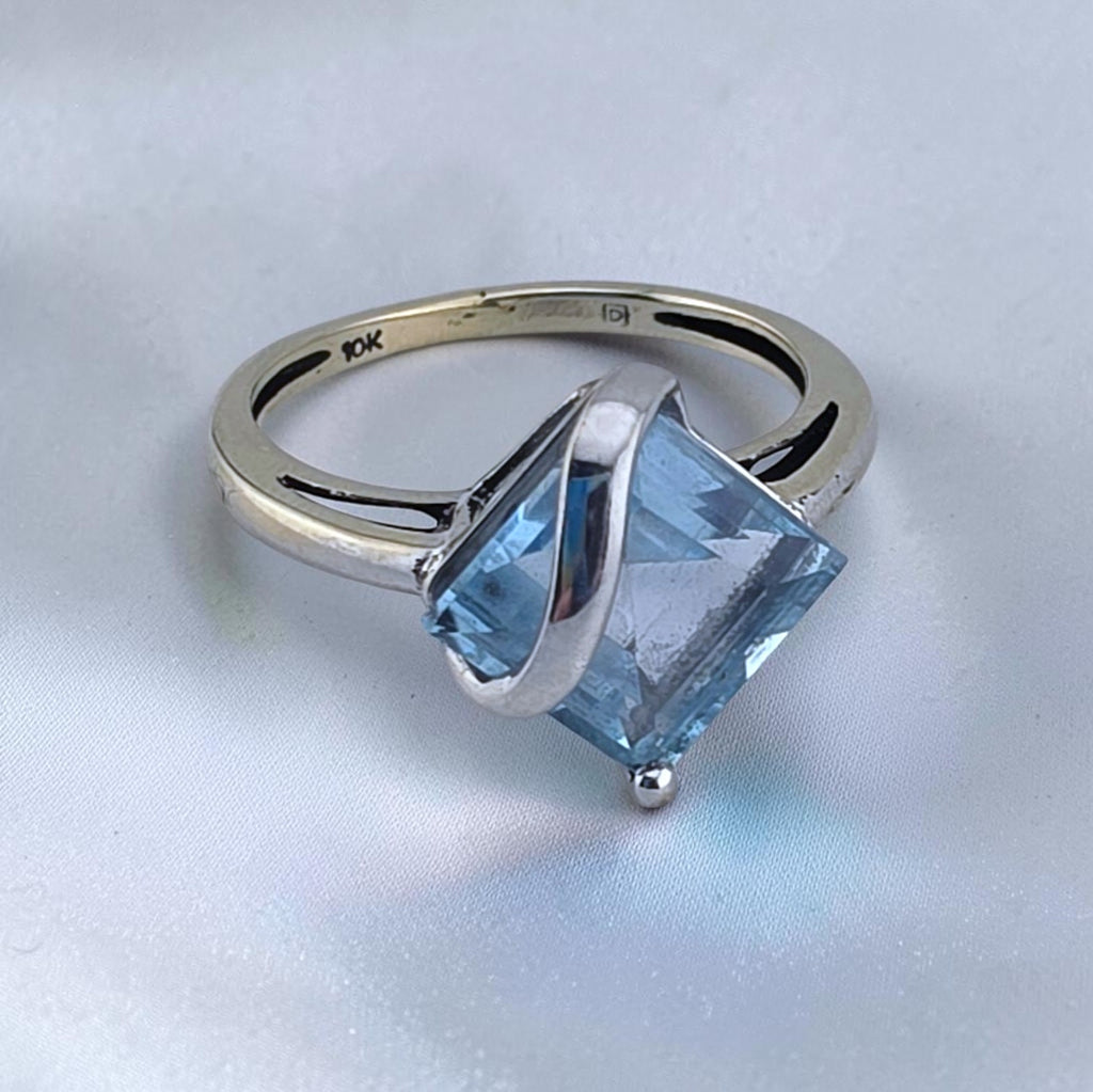 Vintage 10K White Gold Blue Topaz Modernist Ring Size 6