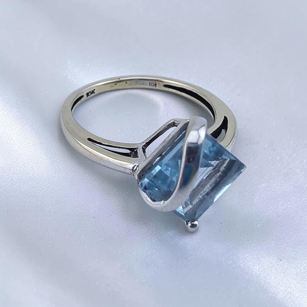 Vintage 10K White Gold Blue Topaz Modernist Ring Size 6