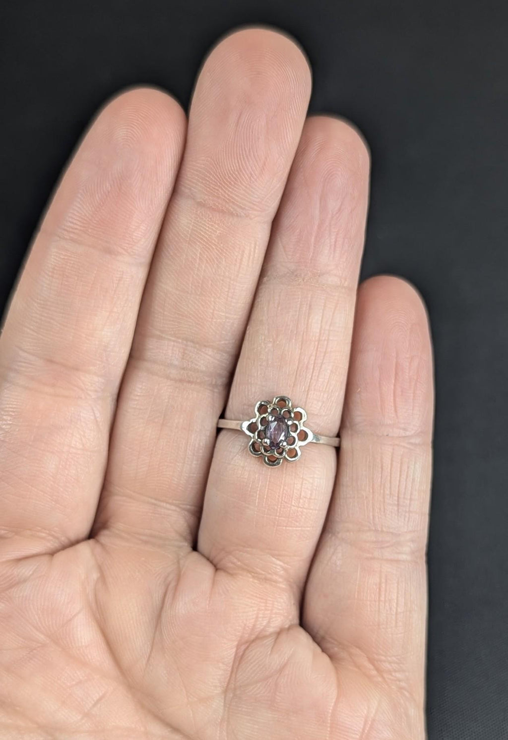 Vintage Sterling Silver and Oval Amethyst Ring, Floral Design Size 6.5