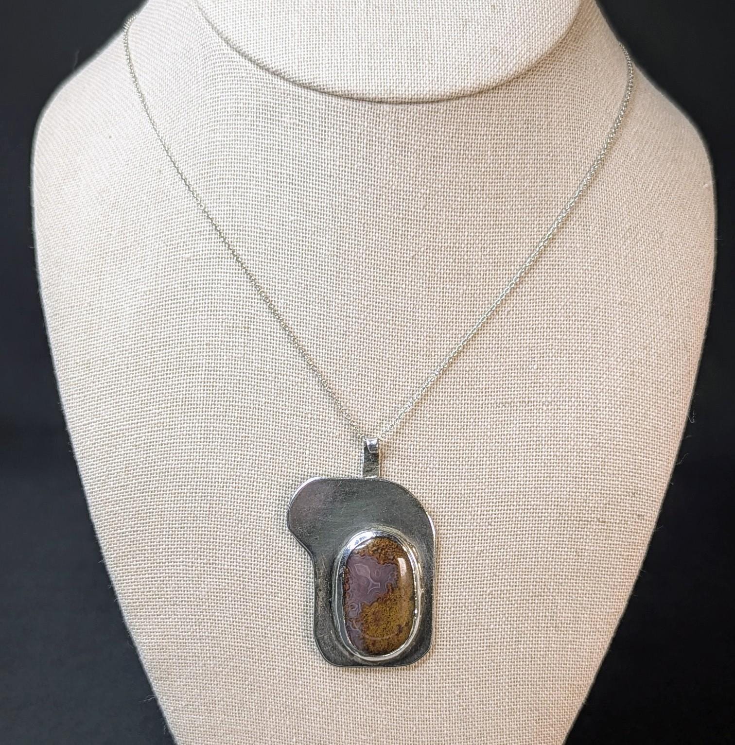 Vintage Art Deco Moss Agate Sterling Silver Pendant on 18" Chain