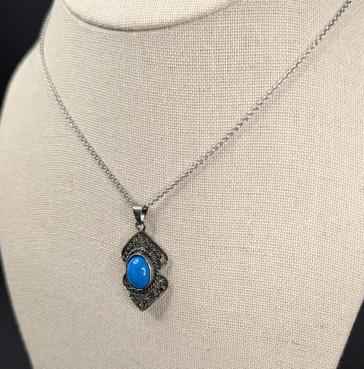 Vintage Sterling silver and Turquoise Filigree Pendant Necklace on "16 925 chain