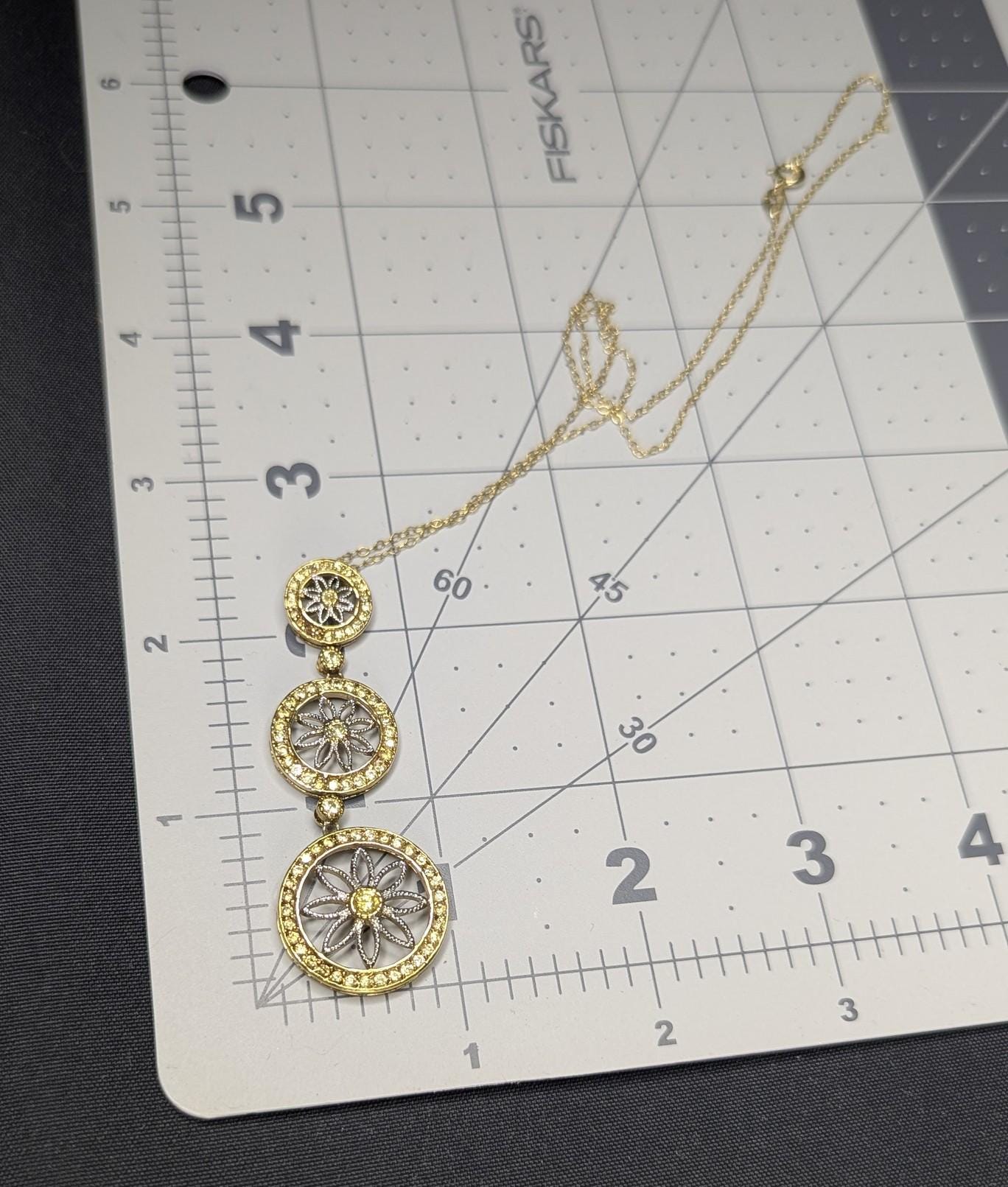 Sterling Silver Gold Overlay Peridot Stone Flower Pendant Necklace