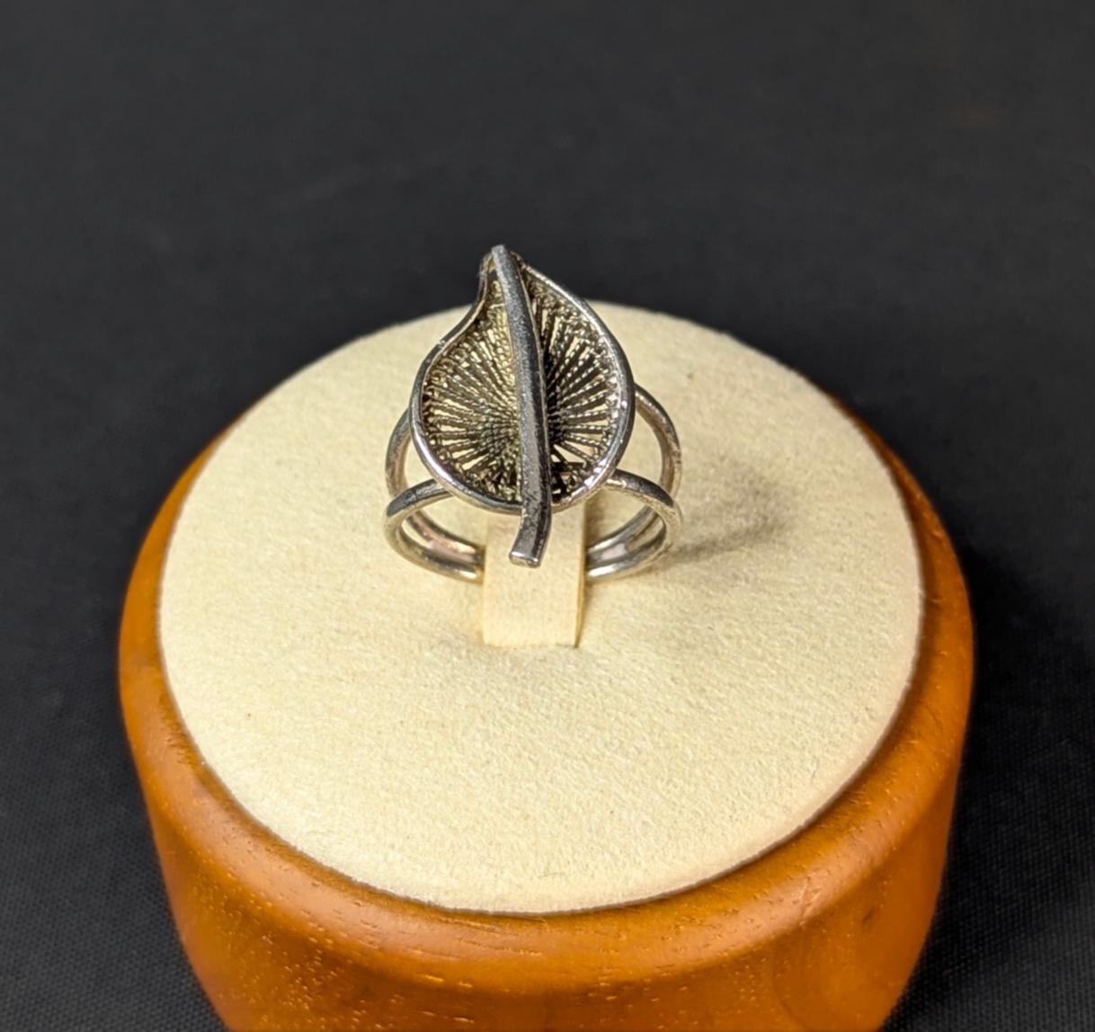 Vintage Filigree Poplar Leaf Ring: Handmade 925 Sterling Silver, Size 6.75-7