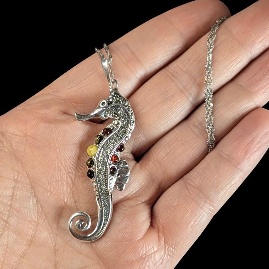Sterling Silver Seahorse Pendant with Multicolored Amber Accents, 20" 925 Singapore Chain