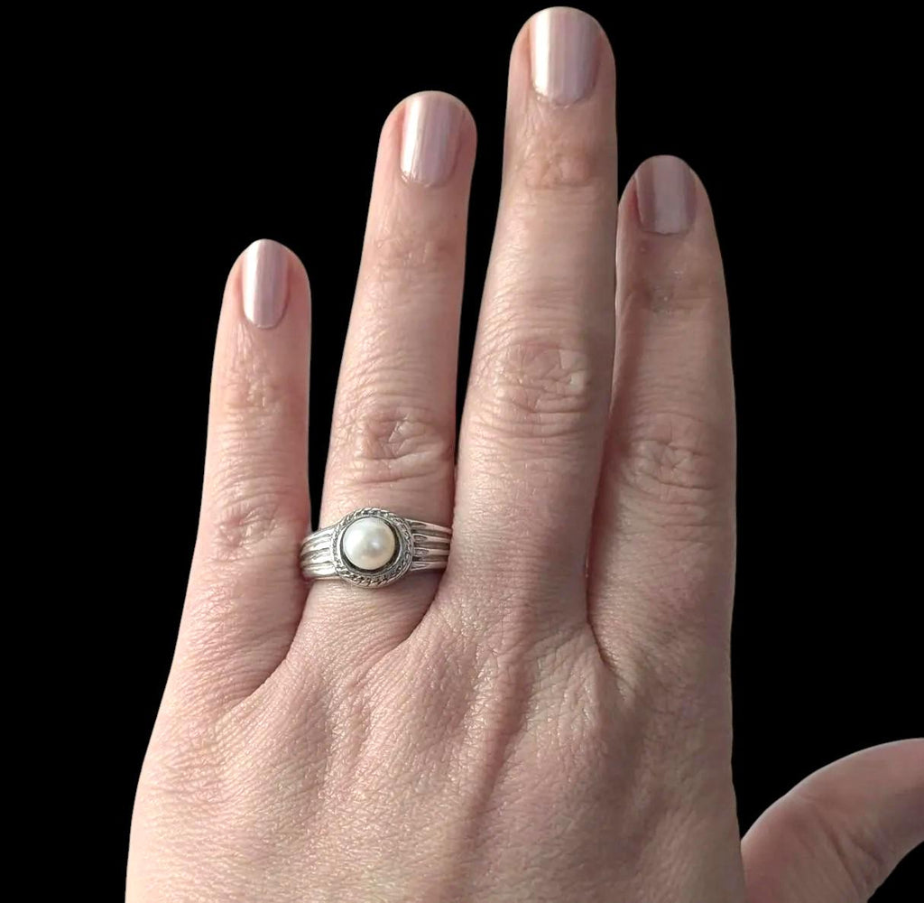Vintage Cultured Pearl Rope Halo Sterling Silver Ring , Size 8.5