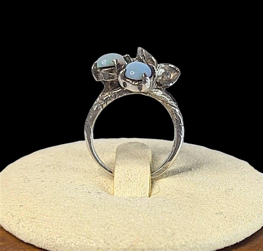 Vintage Sterling Silver Opal Triplet Ring: Art Nouveau Leaf Design, US Size 5