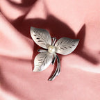 Vintage Sterling Silver Leaf Brooch with Freshwater Pearl – Signed 925 Theda