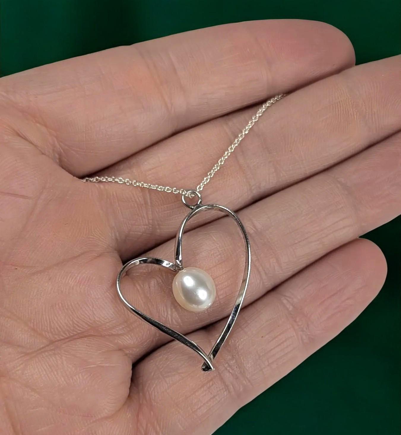 Vintage Sterling Silver Heart Necklace with Freshwater Pearl - 18" Chain