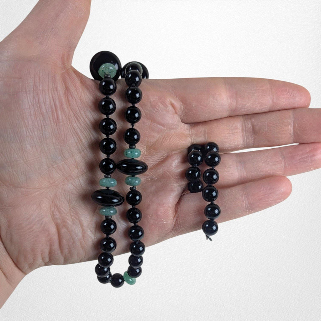 Vintage Onyx & Green Aventurine Beaded Necklace with Sterling Clasp – 22"