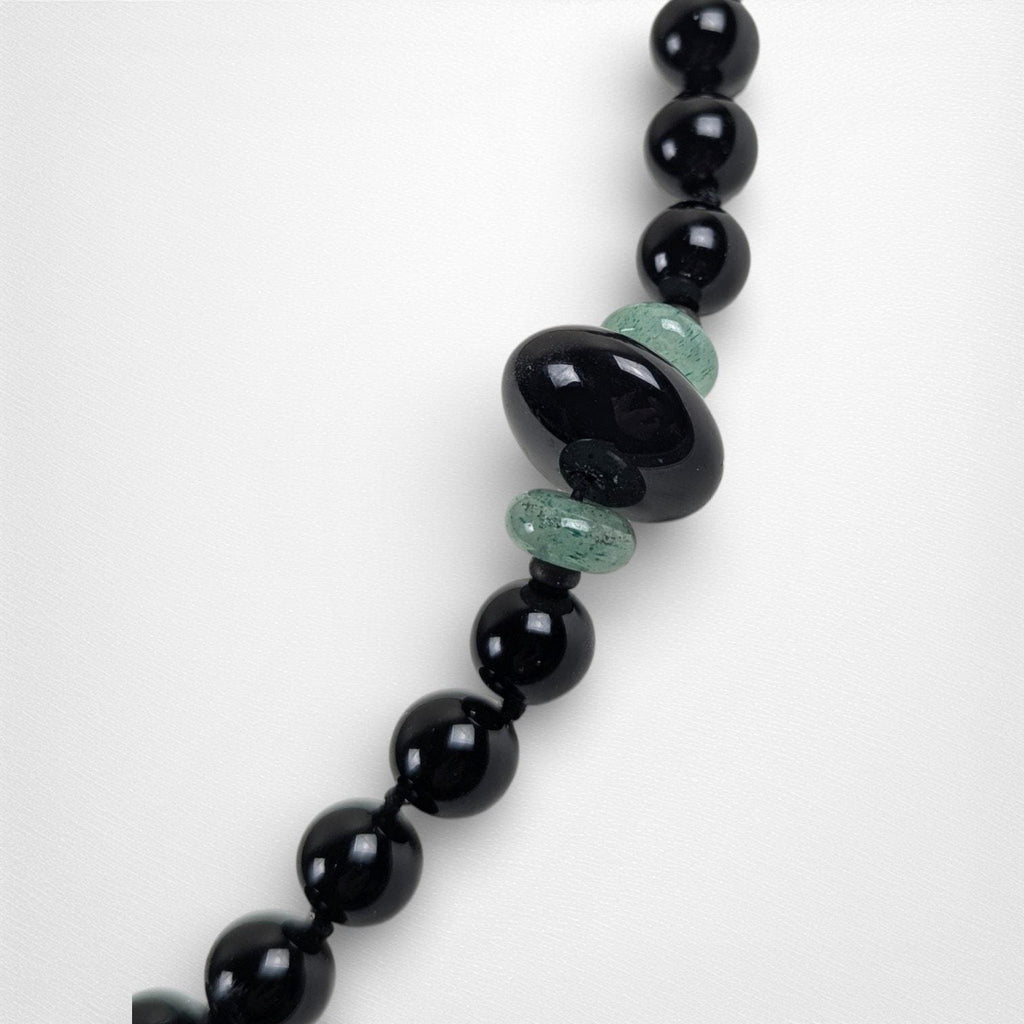 Vintage Onyx & Green Aventurine Beaded Necklace with Sterling Clasp – 22"