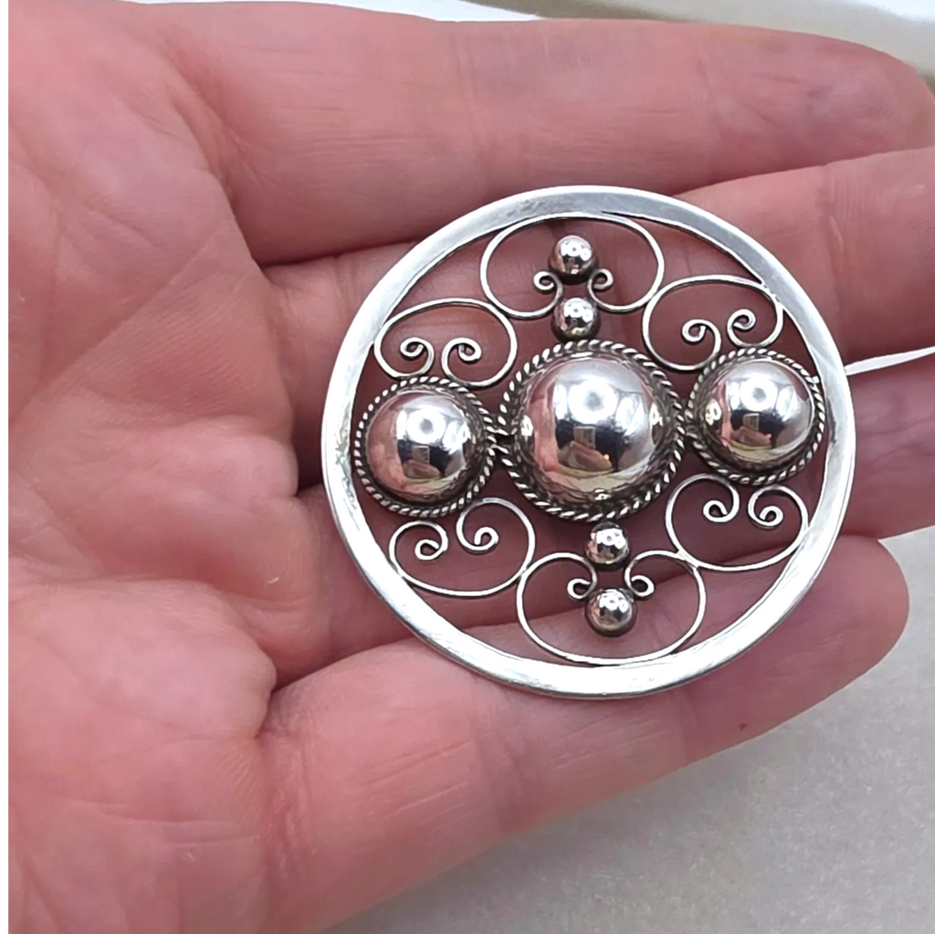 Vintage Mexican Sterling Silver Openwork Dome and Scroll Brooch AHCL 925