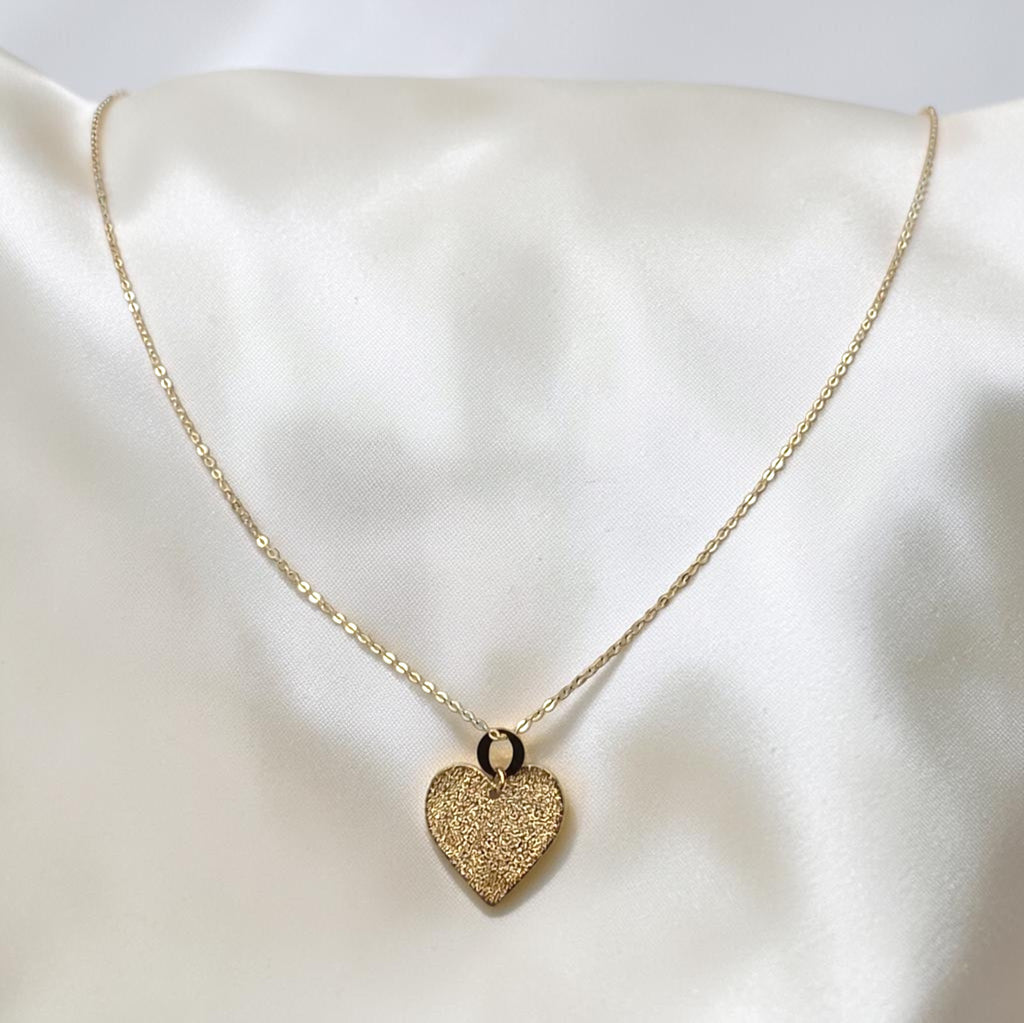 Vintage Italian 14K Gold Dainty Textured Heart Pendant Necklace, 18"